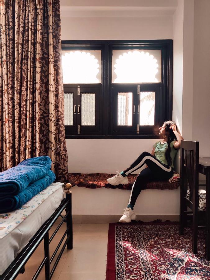 Musafir Hostel Удайпур Екстериор снимка