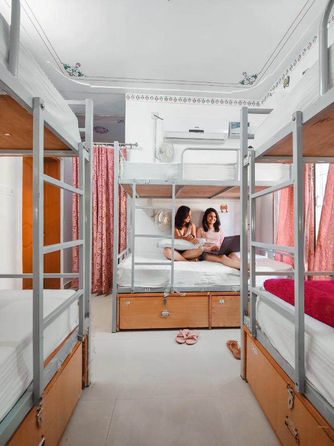 Musafir Hostel Удайпур Екстериор снимка