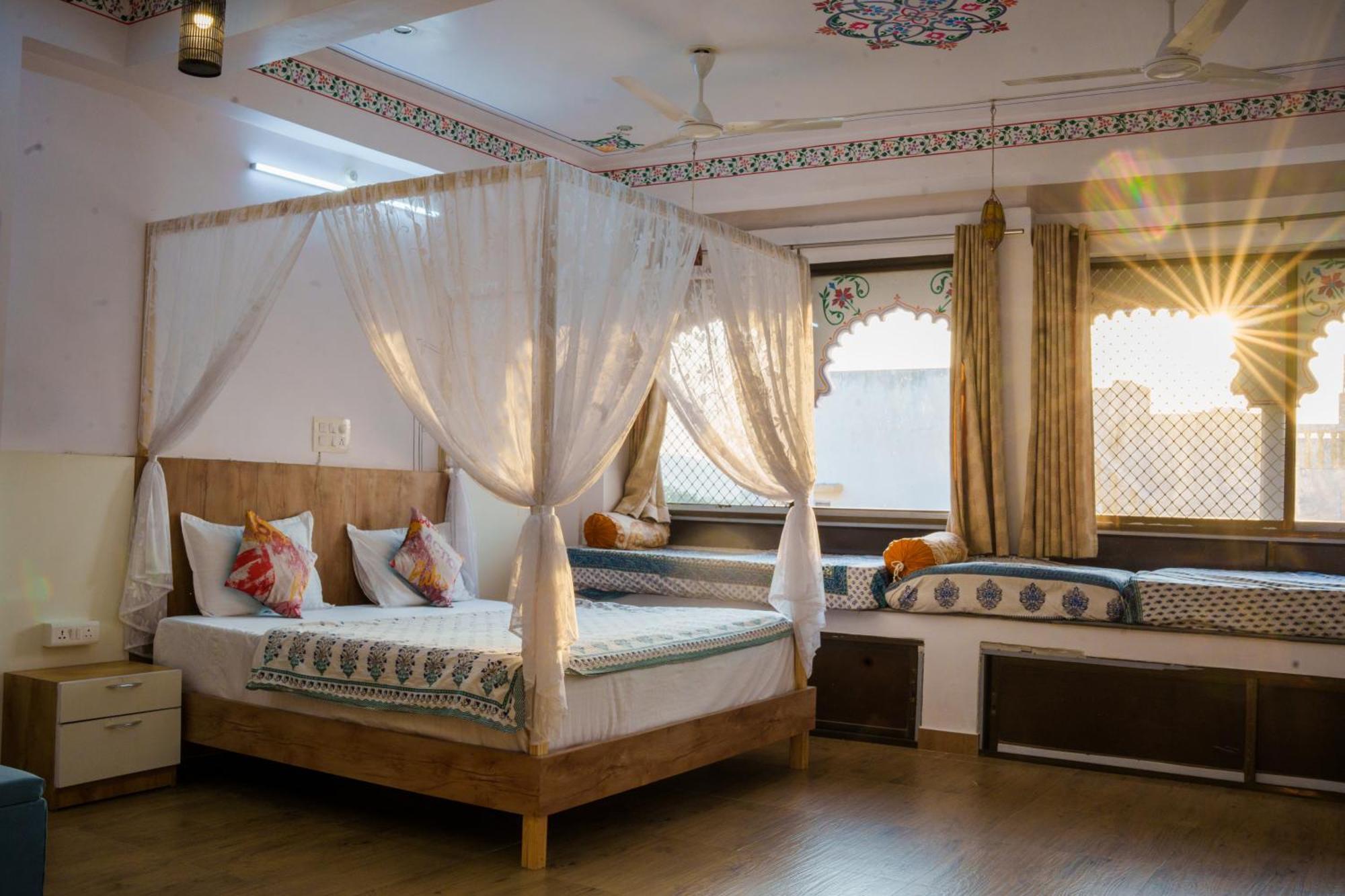 Musafir Hostel Удайпур Екстериор снимка
