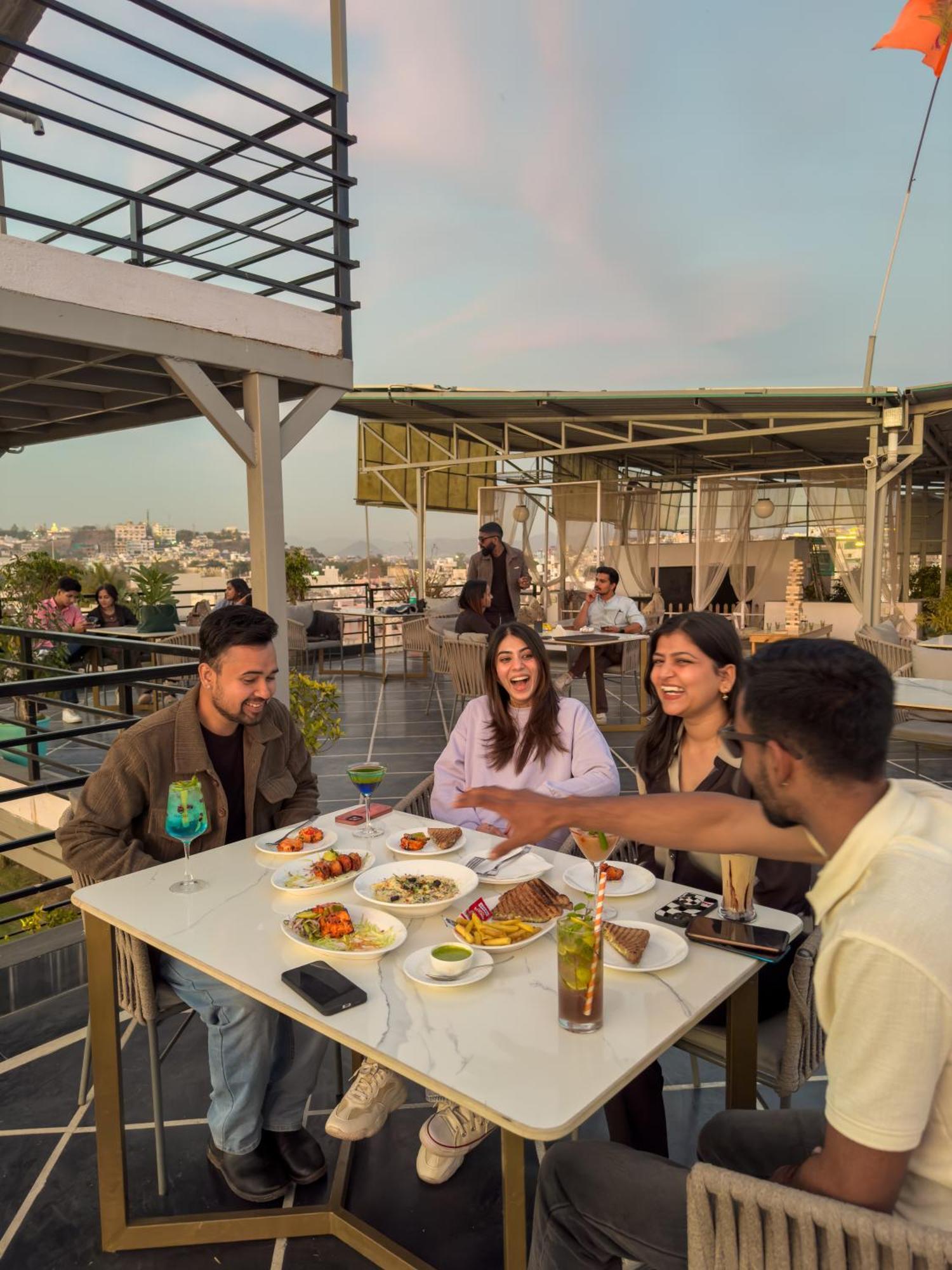 Musafir Hostel Удайпур Екстериор снимка